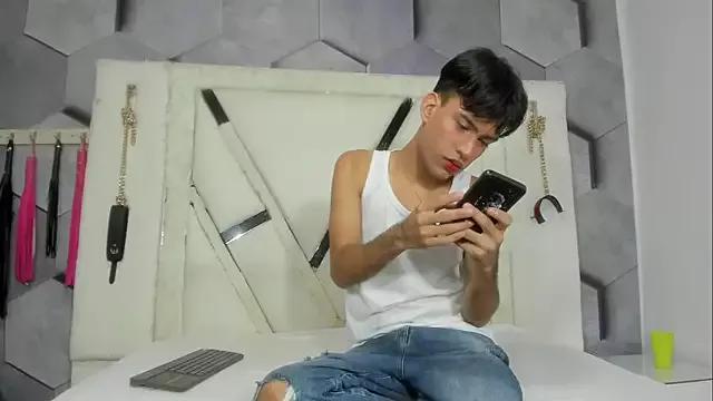 JustAlover from StripChat is Freechat
