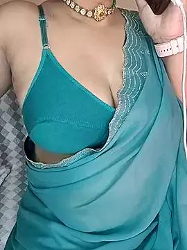 Girls free live sex cams: Check out the satisfaction of typing and cam2cam with our sensual livestreamers, who will teach you all about temptation and desires with their smoking hot physiques.
