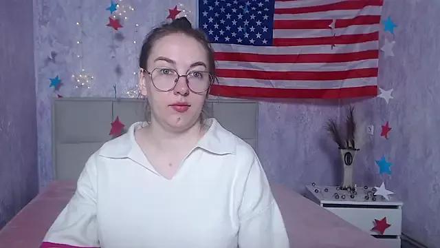 KaleyReed from StripChat is Freechat