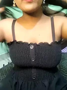 Kannada_sexycouple from StripChat is Freechat