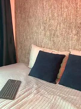 KarinaFlowers_ from StripChat is Freechat