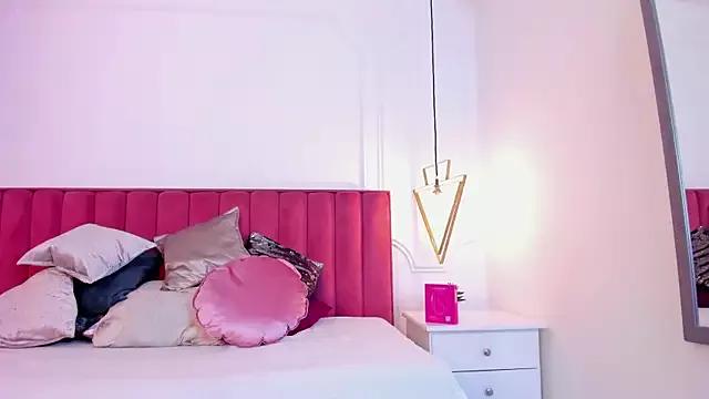 Karla_Megan from StripChat is Freechat