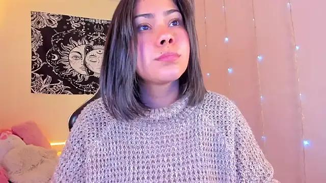 Karol_karoline from StripChat is Freechat
