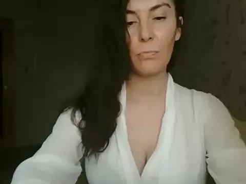 KatalinaQE from StripChat is Freechat