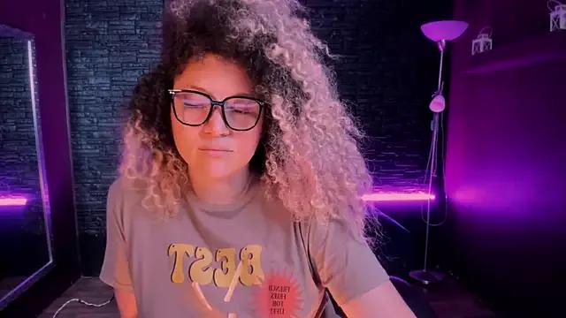 Kateryn_ from StripChat is Freechat