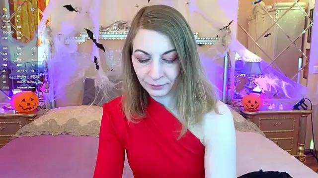 Katherine_Loveau from StripChat is Freechat