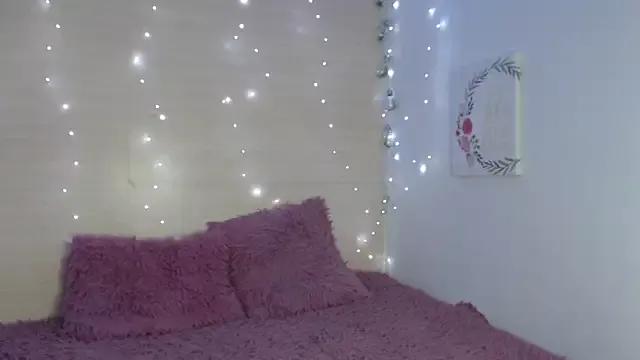 KathieDesire from StripChat is Freechat