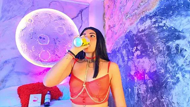 katierouge_ from StripChat is Freechat