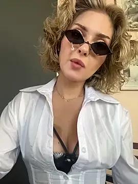 KellyKeler from StripChat is Freechat