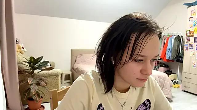 KellySayli from StripChat is Freechat