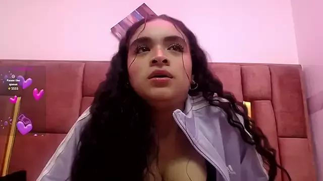 KENDALL_ART from StripChat is Freechat