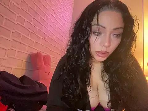 Kendall_knox from StripChat is Freechat