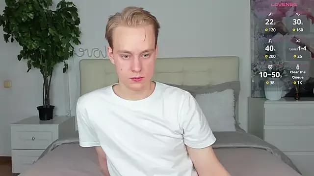 Kevin_Big_Gun from StripChat is Freechat