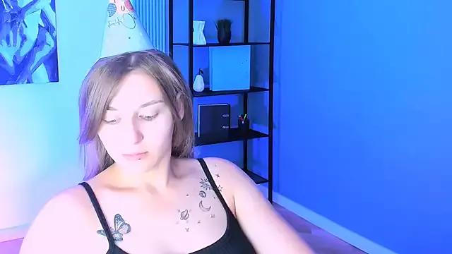 KimberlyPierceLove from StripChat is Freechat