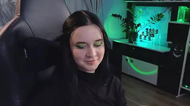 KiraLiLime from StripChat is Freechat