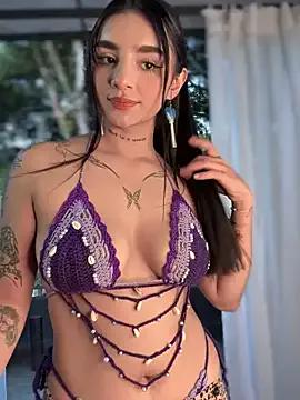 Girls free live sex cams: Check out the satisfaction of typing and cam2cam with our sensual livestreamers, who will teach you all about temptation and desires with their smoking hot physiques.