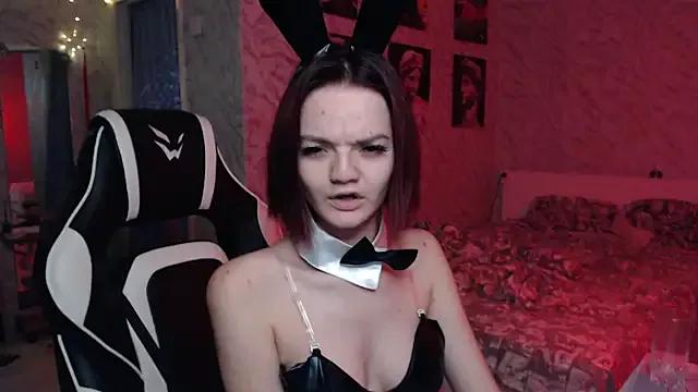 Kitti_study from StripChat is Freechat