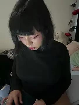 Kitty_yukimura from StripChat is Freechat