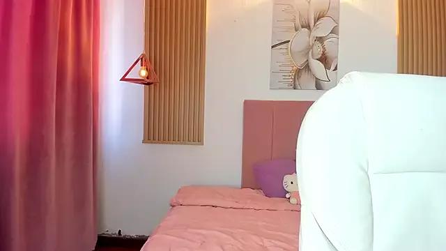 KoraRousee from StripChat is Freechat