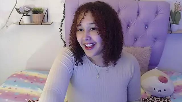 Kristal_Miild from StripChat is Freechat