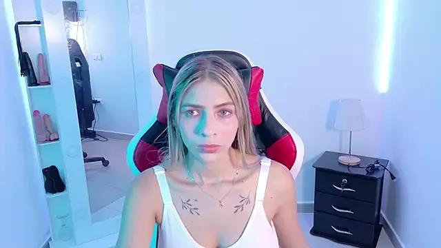 lana-rosse from StripChat is Freechat