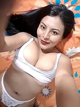 Lauraa----- from StripChat is Freechat