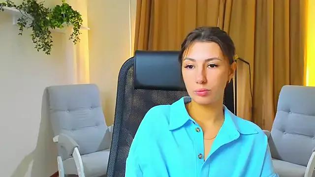 LauranHastie from StripChat is Freechat