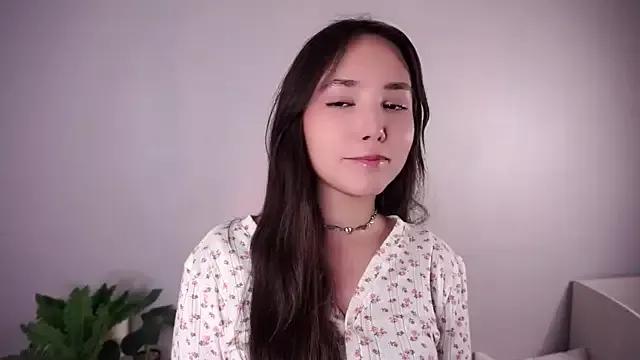LauraPlakke from StripChat is Freechat