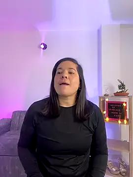 leiablack from StripChat is Freechat