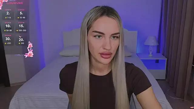 Leilalav from StripChat