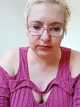 LeonaCrystal from StripChat is Freechat