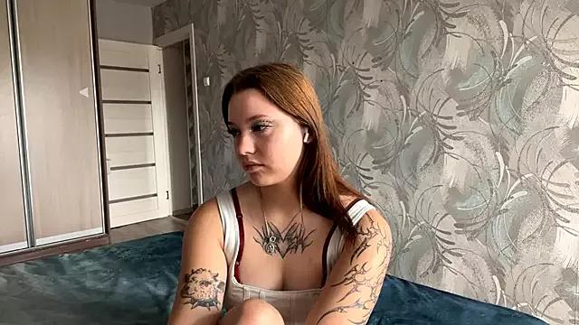 LeonorLovLu from StripChat is Freechat