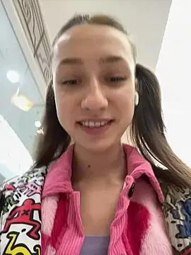 Girls free live sex cams: Check out the satisfaction of typing and cam2cam with our sensual livestreamers, who will teach you all about temptation and desires with their smoking hot physiques.