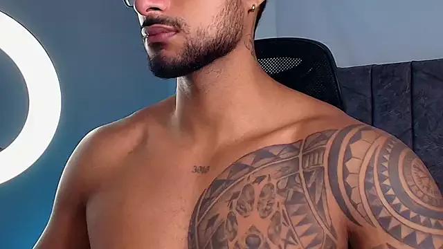 Photos of LiamGarcia1 from StripChat is Freechat