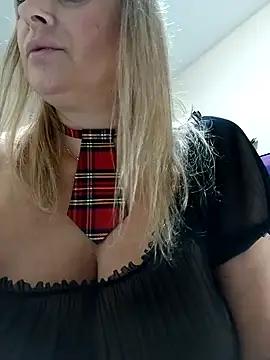 Girls free live sex cams: Check out the satisfaction of typing and cam2cam with our sensual livestreamers, who will teach you all about temptation and desires with their smoking hot physiques.