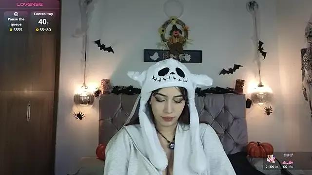lila_min from StripChat is Freechat