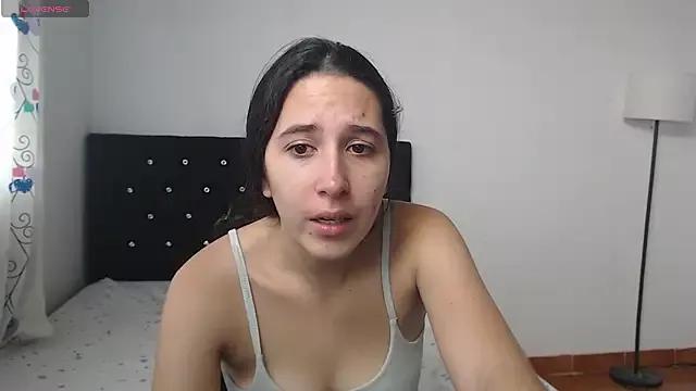 lilacream from StripChat is Freechat