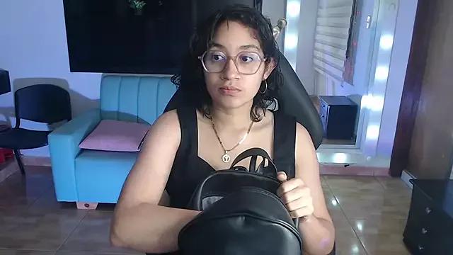 Lili_Gomez_ from StripChat is Freechat