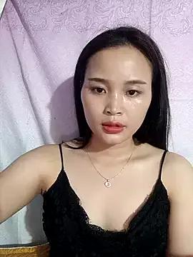 Lili_lovely from StripChat is Freechat