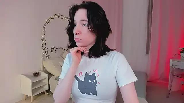 lilithlunna from StripChat is Freechat