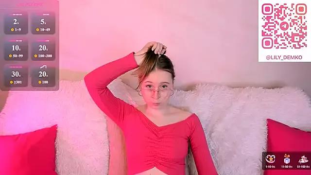 Lily_Barbie_ from StripChat is Freechat
