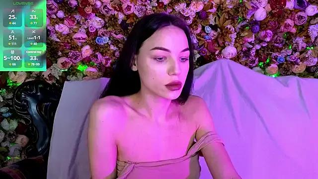 Lily_Me from StripChat is Freechat