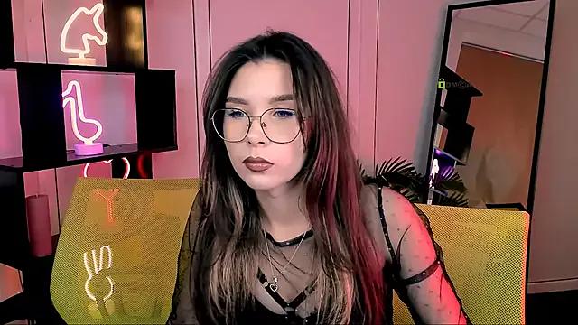 lily_morty from StripChat is Freechat