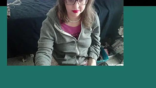 LilyLuscious from StripChat