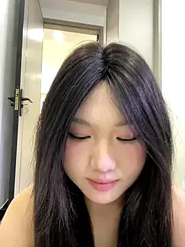 lilyxye77 from StripChat is Freechat