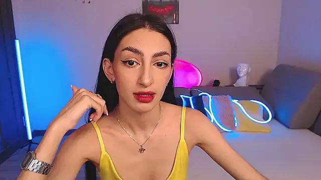 Lina_Robbins from StripChat is Freechat