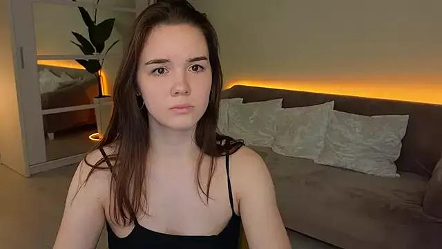 LindaRobertz from StripChat is Freechat