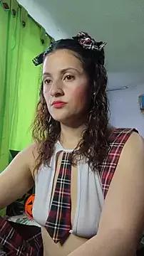 lindasyt from StripChat is Freechat