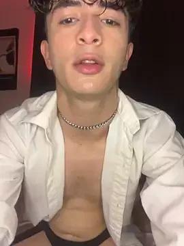 lion_cherry21 from StripChat is Freechat