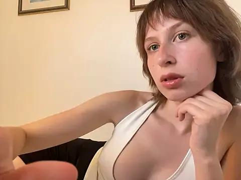 Lisa-5329 from StripChat is Freechat